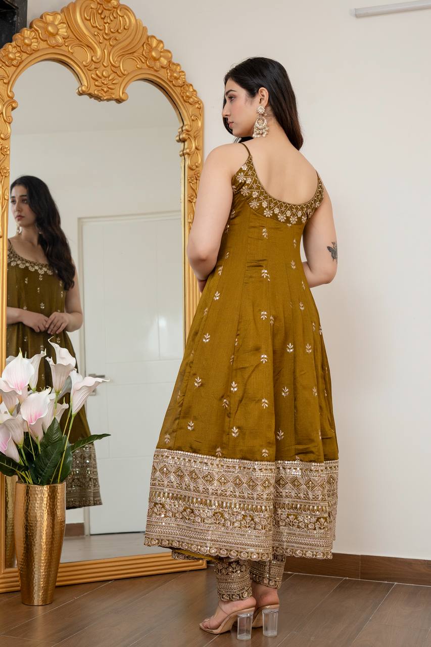 Pur Vichitra Silk Premium Quality Anarkali Suit Set (3 PCS)