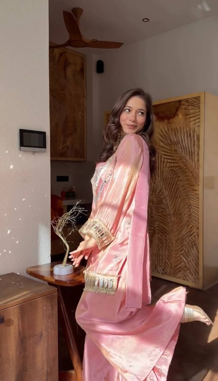 Designer Georgette Anarkali Gown Set with Dupatta (7 Meter Flair | Mauve Pink)